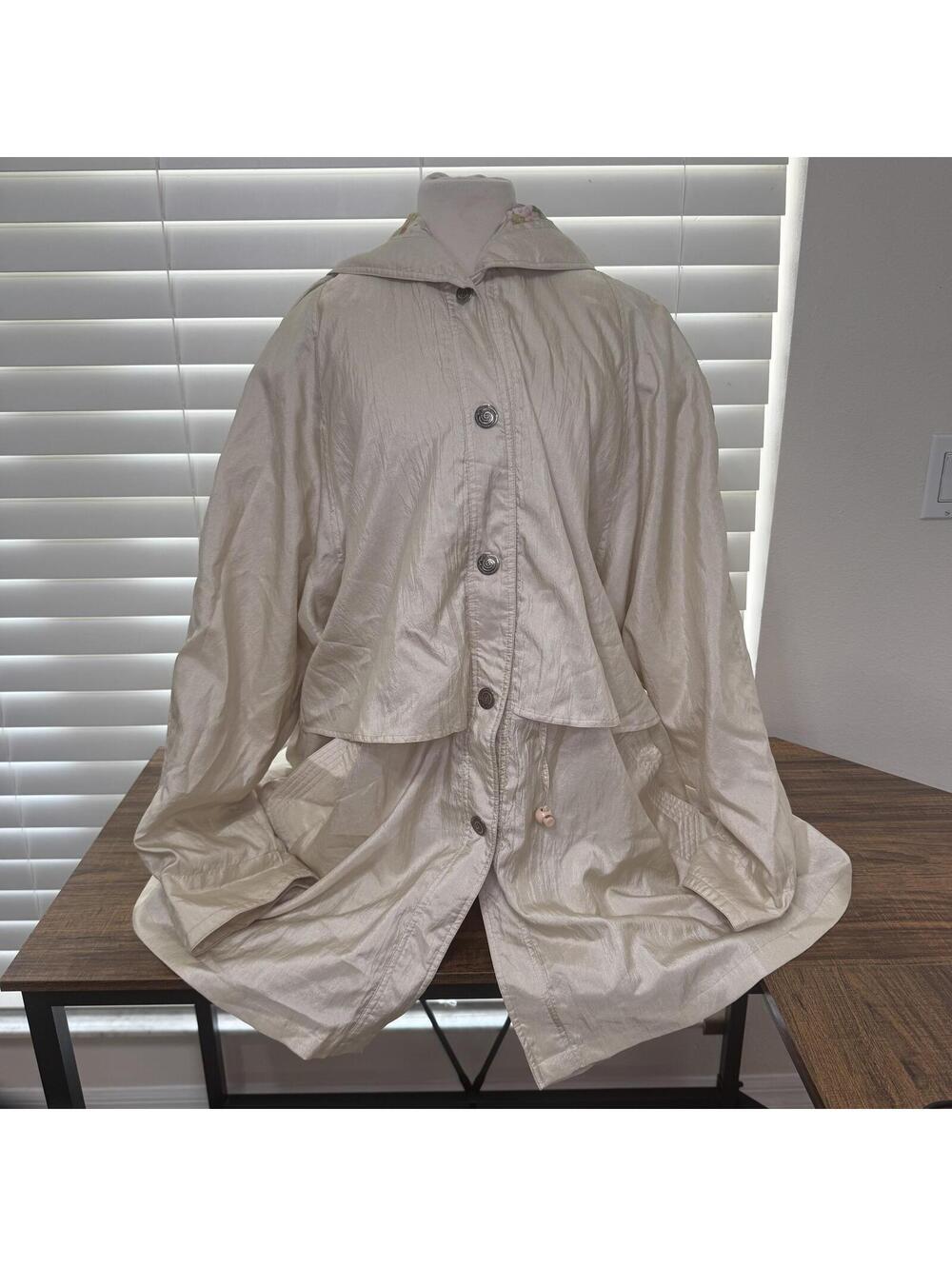Vintage Cyclone Trench Coat with Floral Lining Size Medium